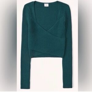 NWT Abercrombie LuxeLoft Slim Wrap Sweater in forest emerald dark green